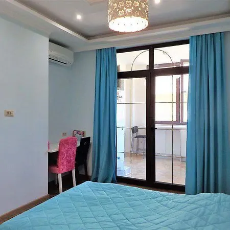 Crown Apartment Varna
